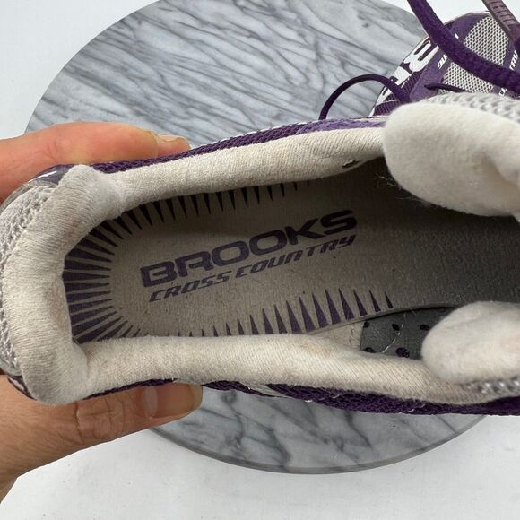 Brooks Womens 9 Track & Field Running Shoes Purple Mach 12 Spikes 1200761B511 - Picture 10 of 13